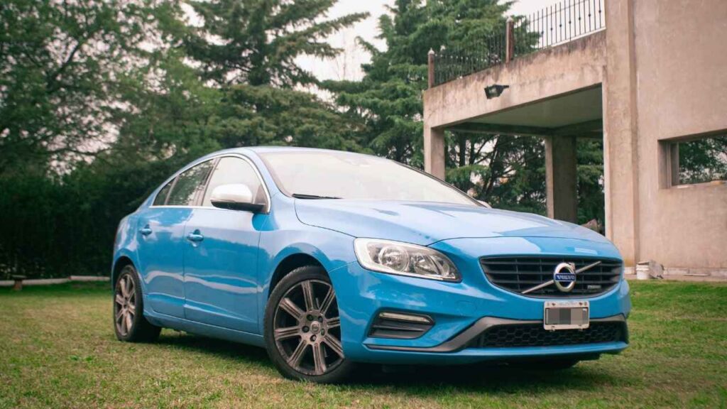 are volvos expensive cars